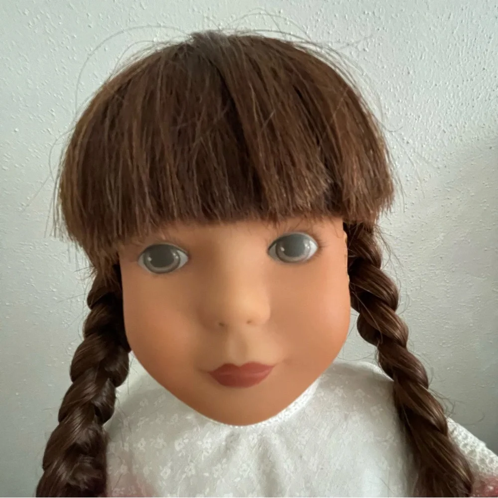 Vtg Steiff Annette 20” Doll 1987 Old House Smell, with Bear Pin Read!